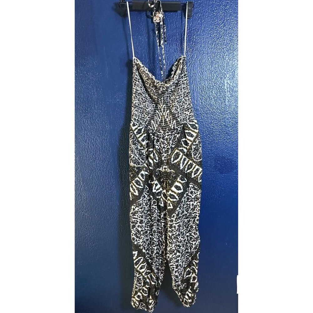 Free People Boho Smocked Strapless Jumpsuit Cropped Balloon LegS Aztec M Casual - Picture 10 of 11